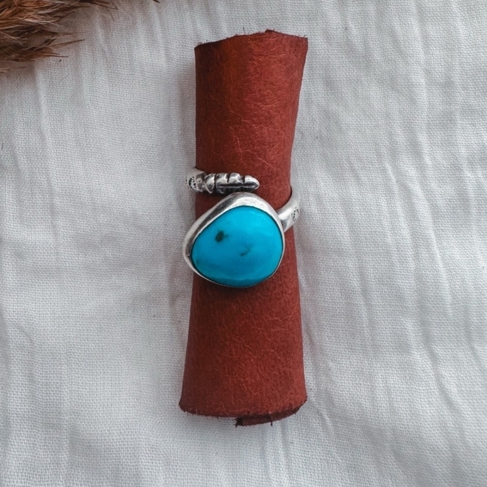 Turquoise Silver Ring